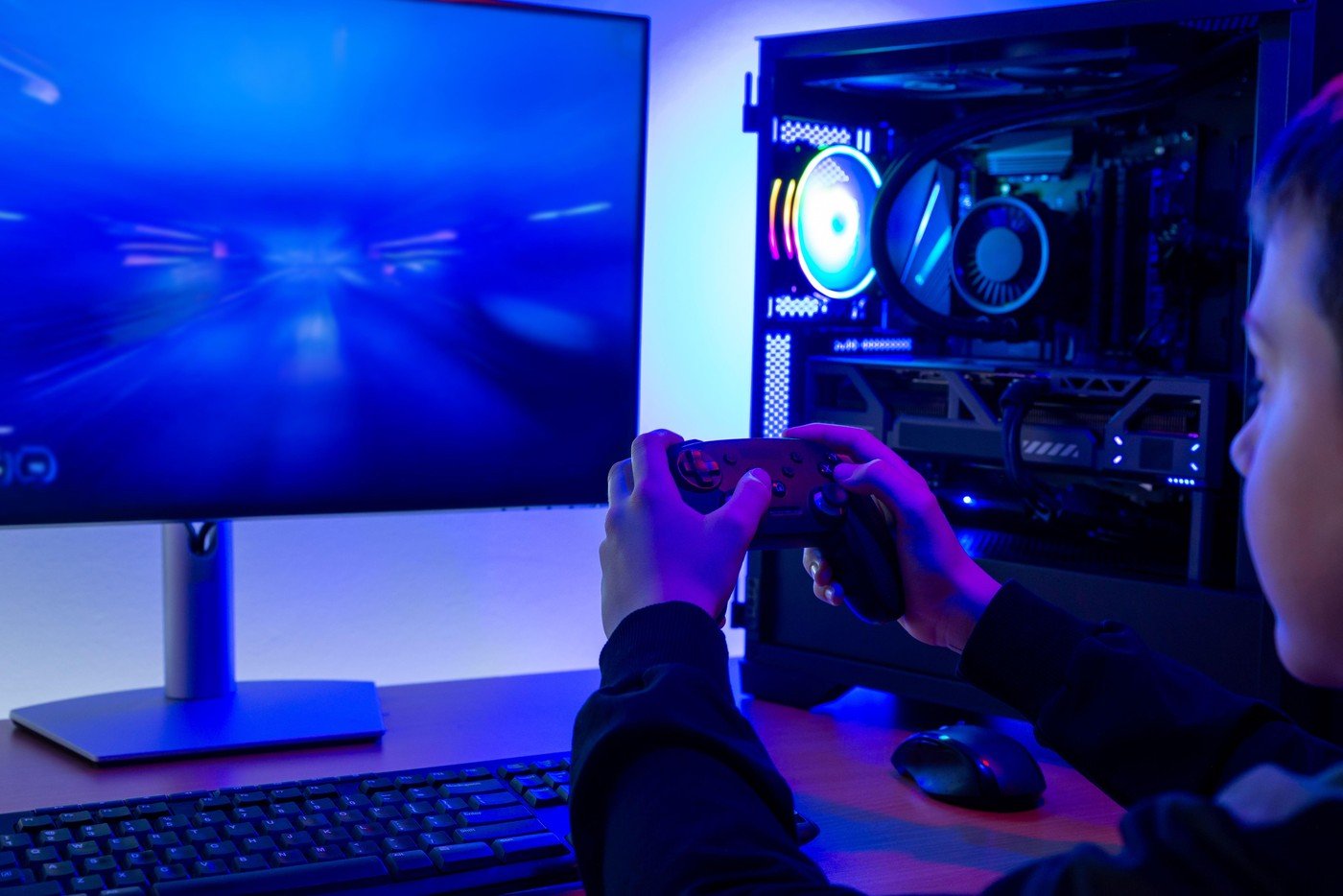 Gaming 2026: Ce platformă alegi, handheld, laptop, desktop sau consolă?