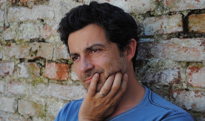 Contestații la concursul pentru conducerea Teatrului Național București Actorul Mihai Călin a semnalat, printr-o postare pe o rețea de socializare, o contestare a legalității procedurii de concurs pentru funcția de director al Teatrului Național „I.L