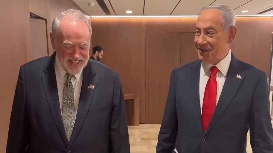 Netanyahu respinge zvonurile privind decesul său, într-un context tensionat Premierul israelian Benjamin Netanyahu a negat vehement speculațiile apărute pe rețelele de socializare cu privire la moartea sa, într-un moment de tensiune maximă generat de conflictul în curs cu Iranul