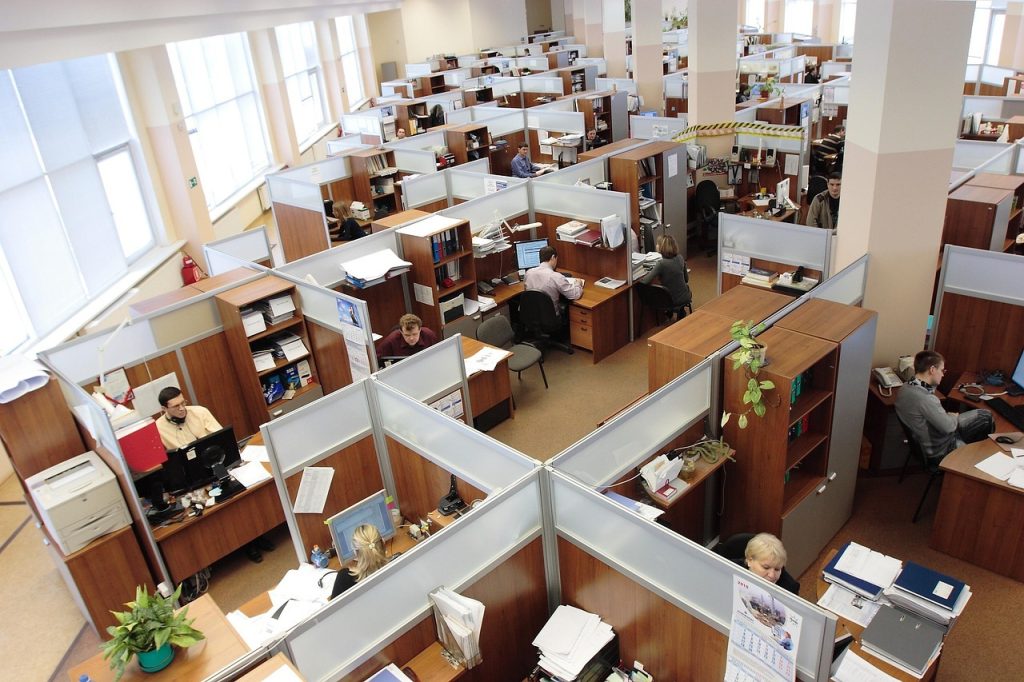 Peste 30.000 de locuri de muncă vacante în România, arată datele oficiale România se confruntă cu o cerere susținută de forță de muncă, angajatorii având disponibile 30.465 de locuri de muncă vacante la nivel național, potrivit datelor centralizate de Agenția Națională pentru Ocuparea Forței de Muncă (ANOFM)