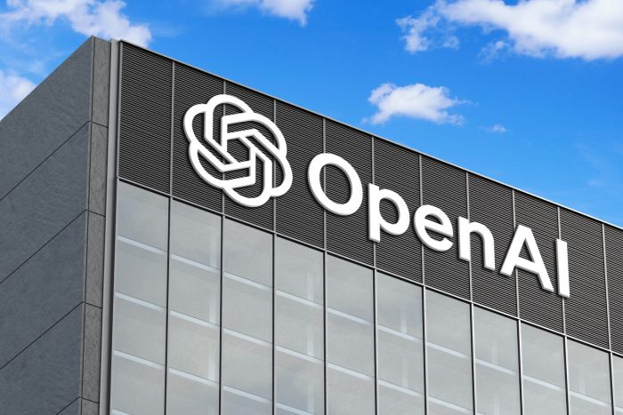 OpenAI vrea să angajeze 8000 de oameni până în 2026