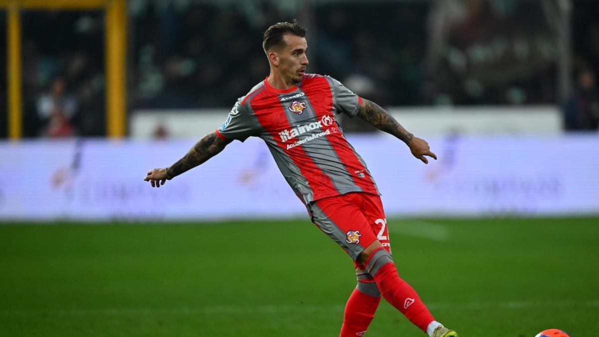 Parma vrea să se distanțeze, Cremonese, cu antrenor nou, joacă pentru supraviețuire Parma se pregătește să primească vizita celor de la Cremonese într-un meci crucial din Serie B