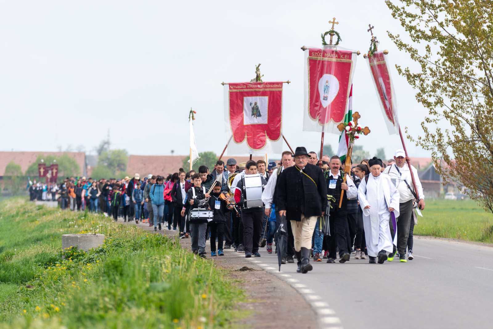 Nicușor Dan: Comunitatea maghiară, un pilon al democrației post-comuniste Primarul general al Capitalei, Nicușor Dan, a transmis un mesaj cu ocazia Zilei Maghiarilor de Pretutindeni