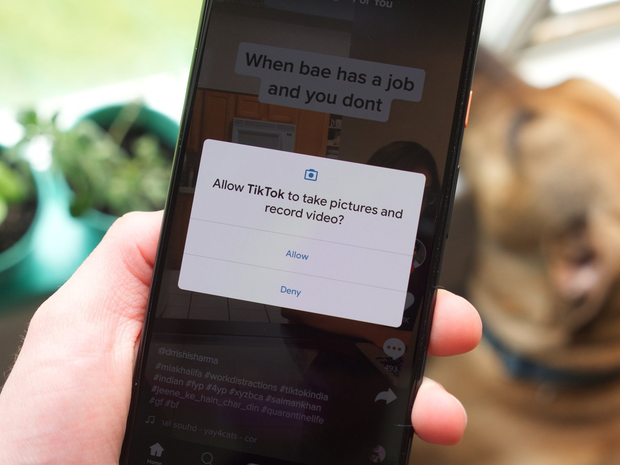 Permisiunile aplicațiilor pe Android: Cum să-ți protejezi datele personale Telefonul tău mobil poate fi o sursă importantă de informații sensibile, de la contacte și mesaje, până la locația și fotografiile tale