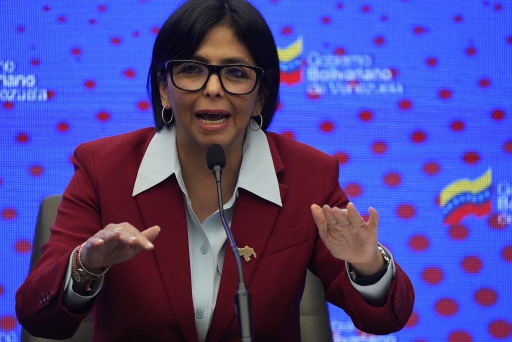 Schimbări majore în conducerea militară a Venezuelei după demiterea ministrului Apărării Președinta interimară a Venezuelei, Delcy Rodriguez, a anunțat joi o remaniere majoră în cadrul înaltului comandament militar