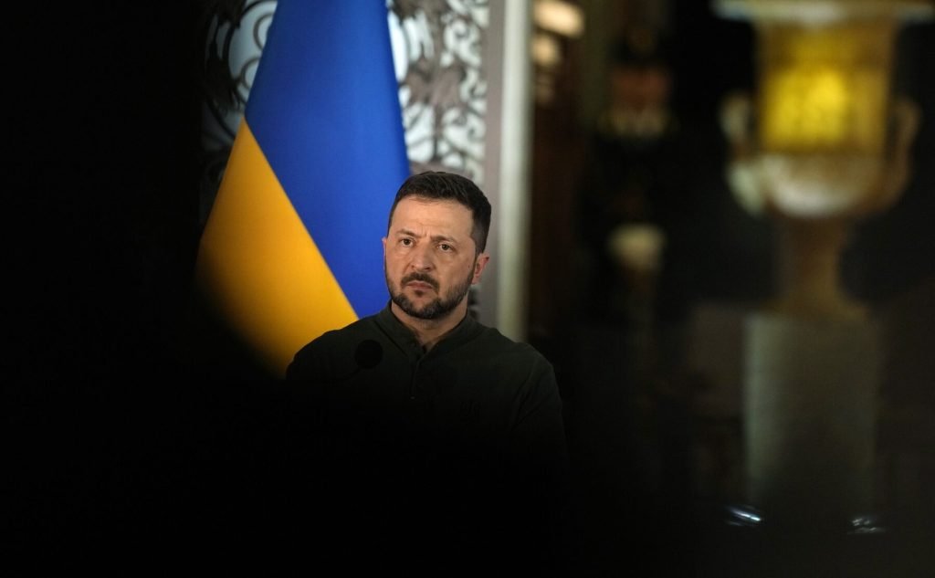 Kievul și Washingtonul reîncep negocierile pentru pace: Delegații ucrainene și americane se vor întâlni în Statele Unite O delegație ucraineană se va întâlni sâmbătă în Statele Unite cu negociatorii americani, în încercarea de a relansa procesul diplomatic pentru a pune capăt invaziei ruse în Ucraina