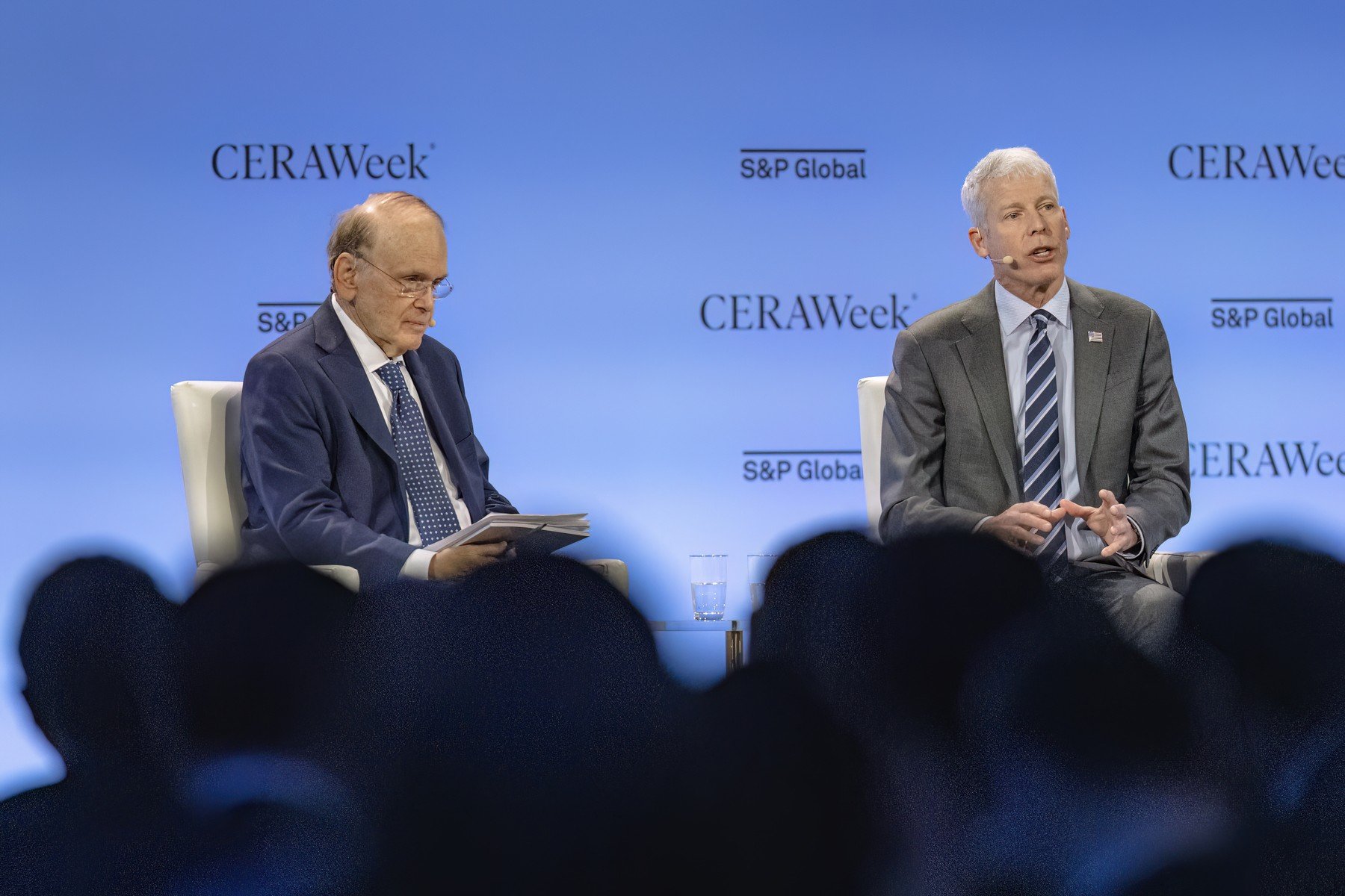 Petroliștii sfidează SUA: „Criza e gravă, dom’le!”