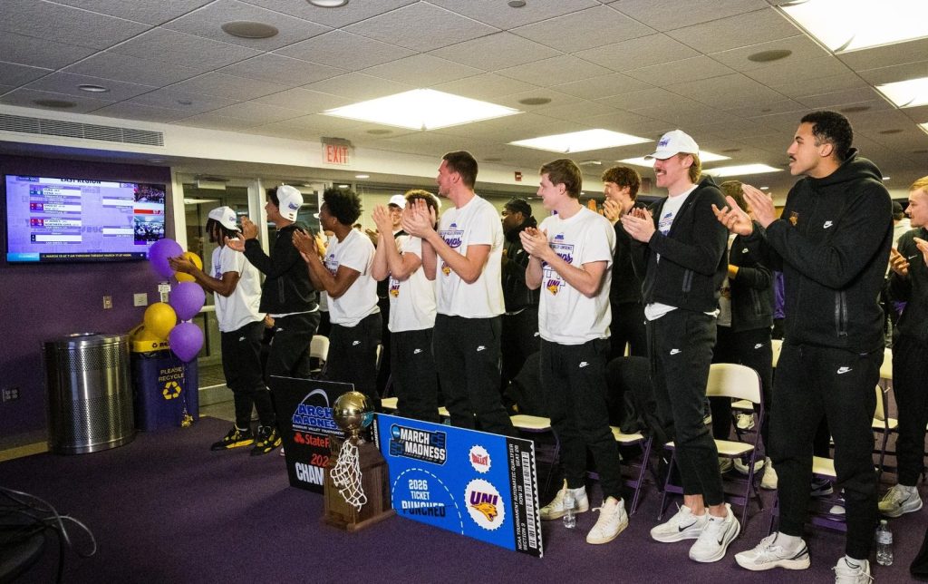 Uni baschet intră în lupta pentru glorie: Duel cu st. John’s în ncaa