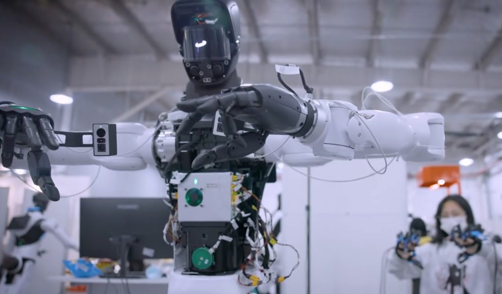 Roboții umanoizi învață mișcări umane într-un laborator din China Un centru de cercetare din China dezvoltă roboți umanoizi capabili să interacționeze cu mediul înconjurător și să îndeplinească sarcini specifice, inspirându-se din mișcările umane