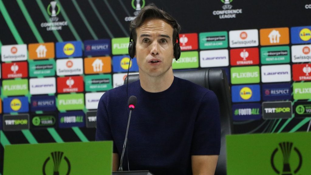 Rayo Vallecano învinge Samsunspor în turul optimilor Conference League Samsun, Turcia – Samsunspor a suferit o înfrângere pe teren propriu în fața echipei spaniole Rayo Vallecano, scor 1-3, în prima manșă a optimilor de finală ale Conference League