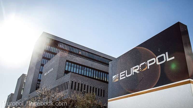 Europol pierde procesul privind marca, decizie definitivă a Curții de Apel București Curtea de Apel București a pronunțat o decizie importantă în cazul disputei privind marca Europol, respingând apelul formulat de Sindicatul Polițiștilor Europeni Europol și liderul său, Andreica Dorel Cosmin