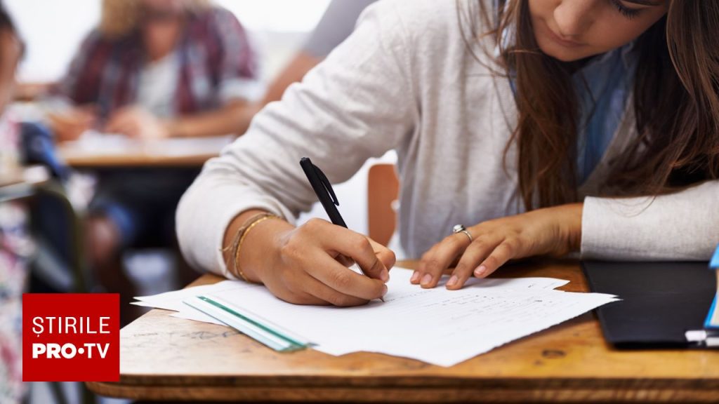Elevii de clasa a VIII-a susțin astăzi simularea la Limba și literatura română, un test important înaintea Evaluării Naționale din 2026