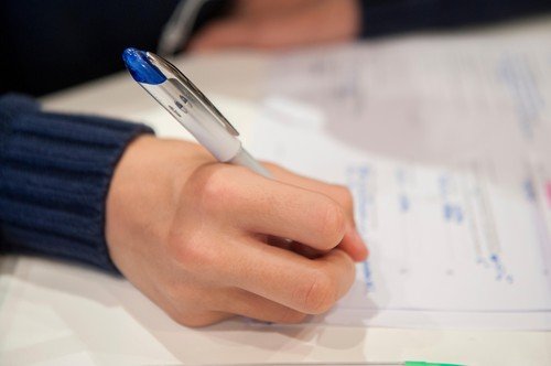 Simulările la Bacalaureat 2026, sub semnul întrebării: Incertitudine în rândul elevilor Elevii de liceu așteaptă cu nerăbdare un răspuns clar cu privire la participarea la simulările pentru examenul de Bacalaureat din 2026