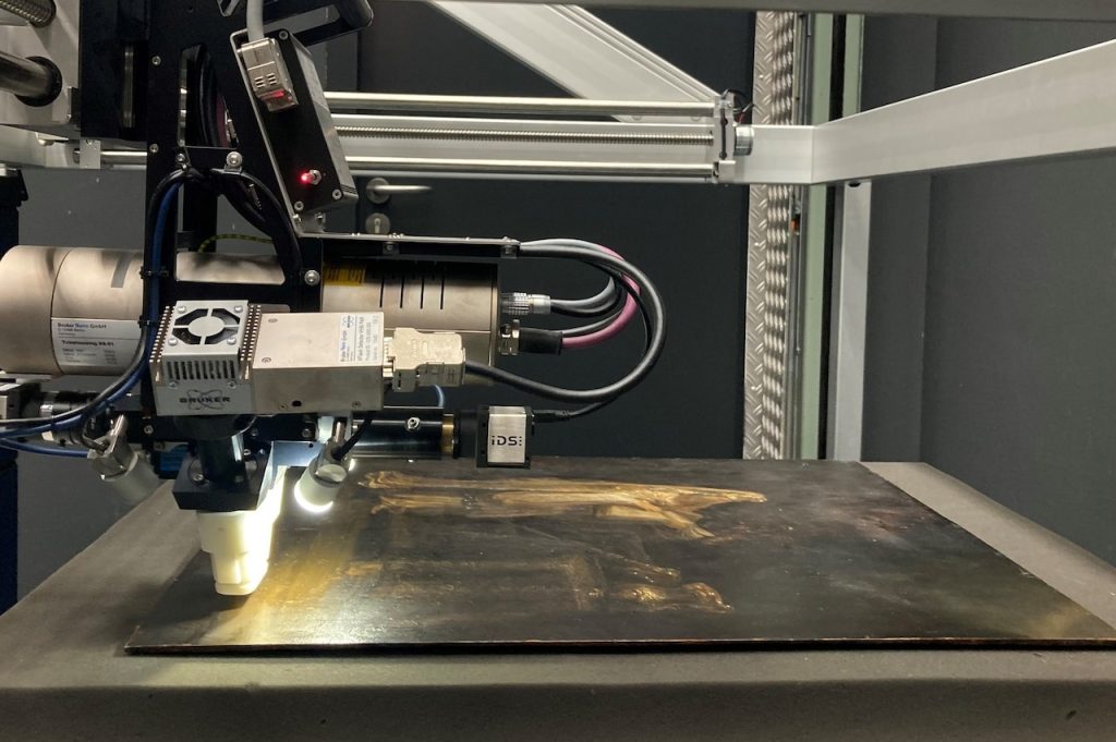 Un tablou atribuit lui Rembrandt, reconfirmat prin metode științifice avansate Un tablou considerat mult timp o simplă copie a maestrului olandez Rembrandt van Rijn, a fost recent reconfirmat ca fiind o operă autentică