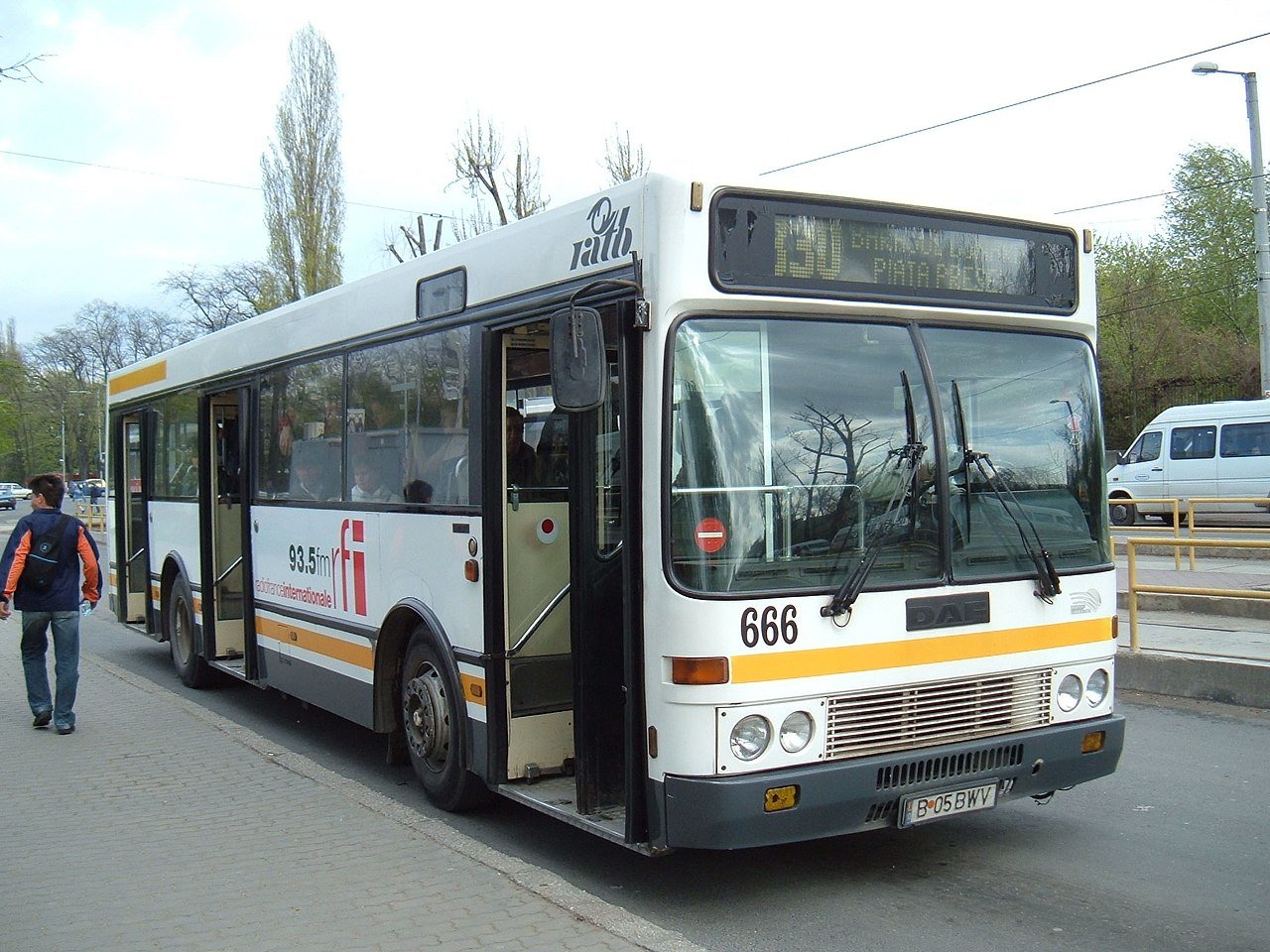 Analiză | Transport public | Jurnalism Școlile de jurnalism nu sunt doar cele universitare