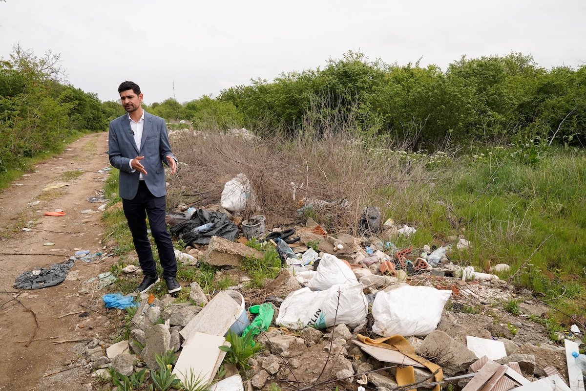 Taxă de salubrizare în Sectorul 1: între 70 și 76 de lei pe lună pentru locuitori Locuitorii Sectorului 1 ar putea plăti lunar între 69,5 și 76,5 lei pentru serviciile de salubrizare, curățenie stradală și deszăpezire, potrivit unui studiu comandat de Primăria Sectorului 1