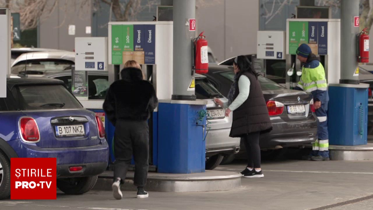 Plafonarea adaosului comercial și restricții la export, primele măsuri pentru limitarea scumpirilor la carburanți Guvernul a adoptat primele măsuri pentru a combate creșterea prețurilor la pompă, una dintre principalele preocupări ale românilor în ultima perioadă