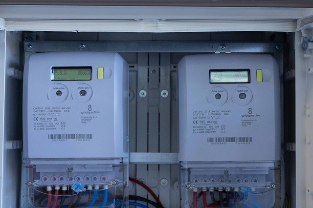 PPC bagă mâna-n buzunarul românilor: Vine cu factura de energie surpriză!