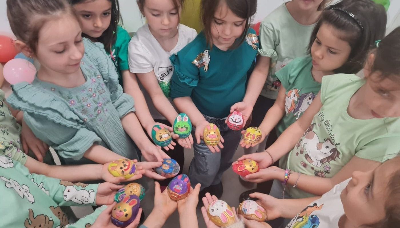Ateliere de paști pentru copii, la hub-ul de galben din sectorul 1