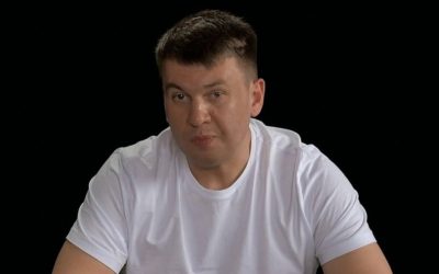 Avocatul Rus, Critic la Putin, Eliberat După Internare