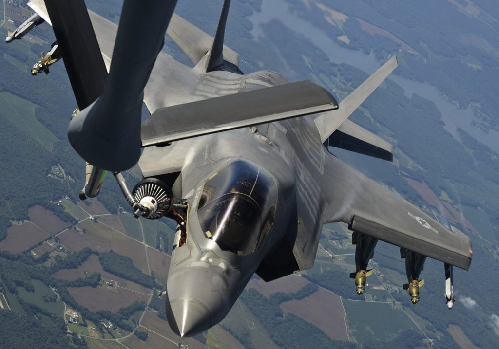 Portugalia a autorizat zeci de aterizări și survolări ale avioanelor militare americane deasupra teritoriului său de la începutul conflictului dintre SUA și Iran, conform unei declarații oficiale