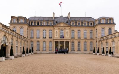 Francezii, împiedicați să investigheze scandalul contractelor de la Élysée Autoritățile franceze s-au lovit de un refuz surprinzător în plină anchetă
