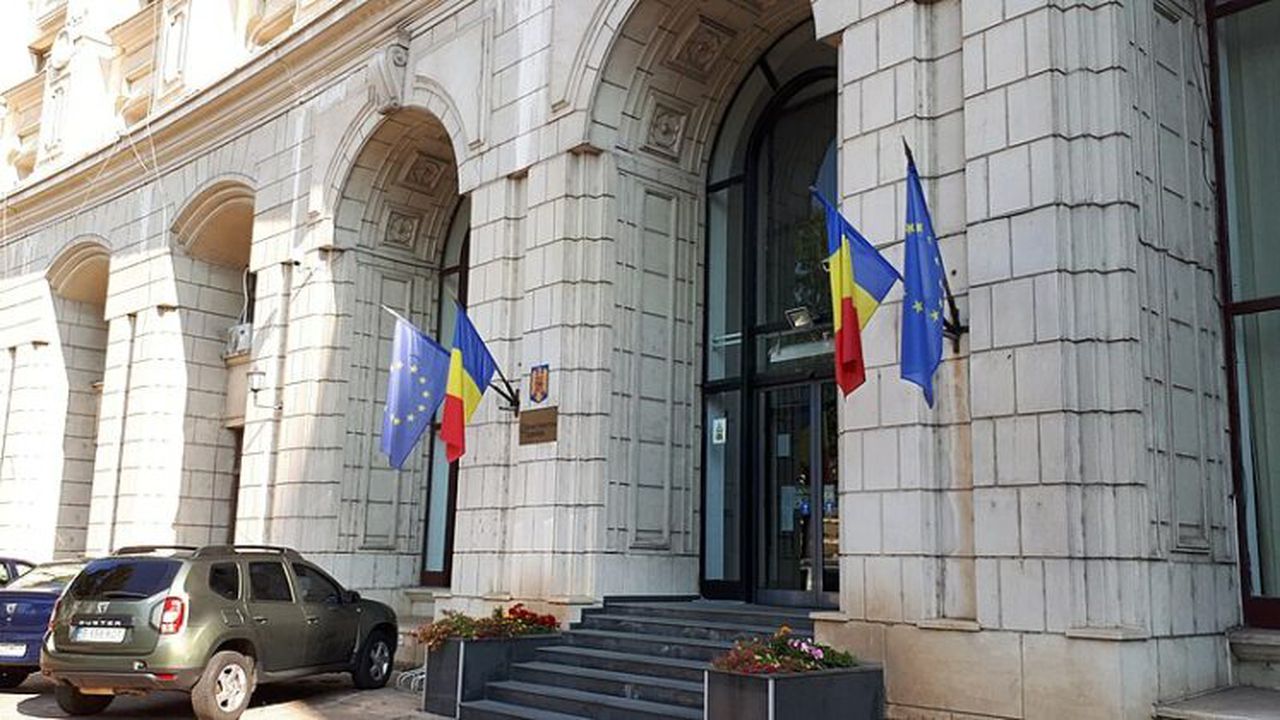 Finanțe: Titluri de stat Fidelis, ediția aprilie, scoase la vânzare în lei și euro
