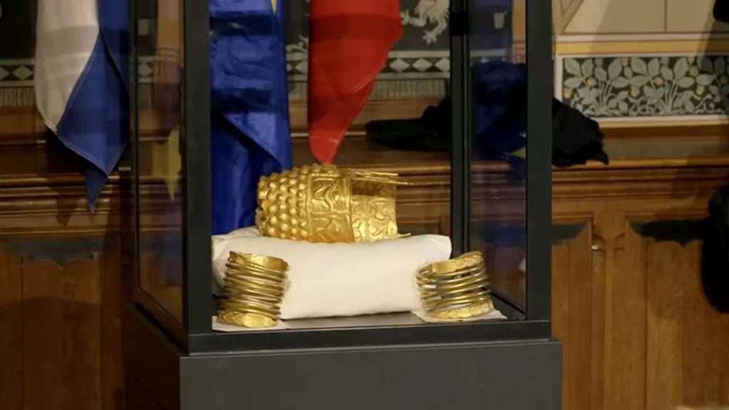 România recuperează Coiful de la Cotofenești: Tezaurul revine acasă