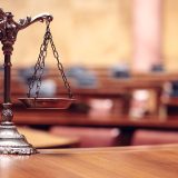 Bizar: România, îmbogățită cu „boarfe” și telefoane vechi de la stat