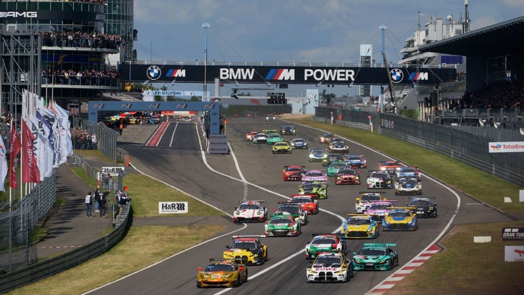 Moarte cumplită pe Nurburgring: Pilot decedat într-o cursă cu Max Verstappen