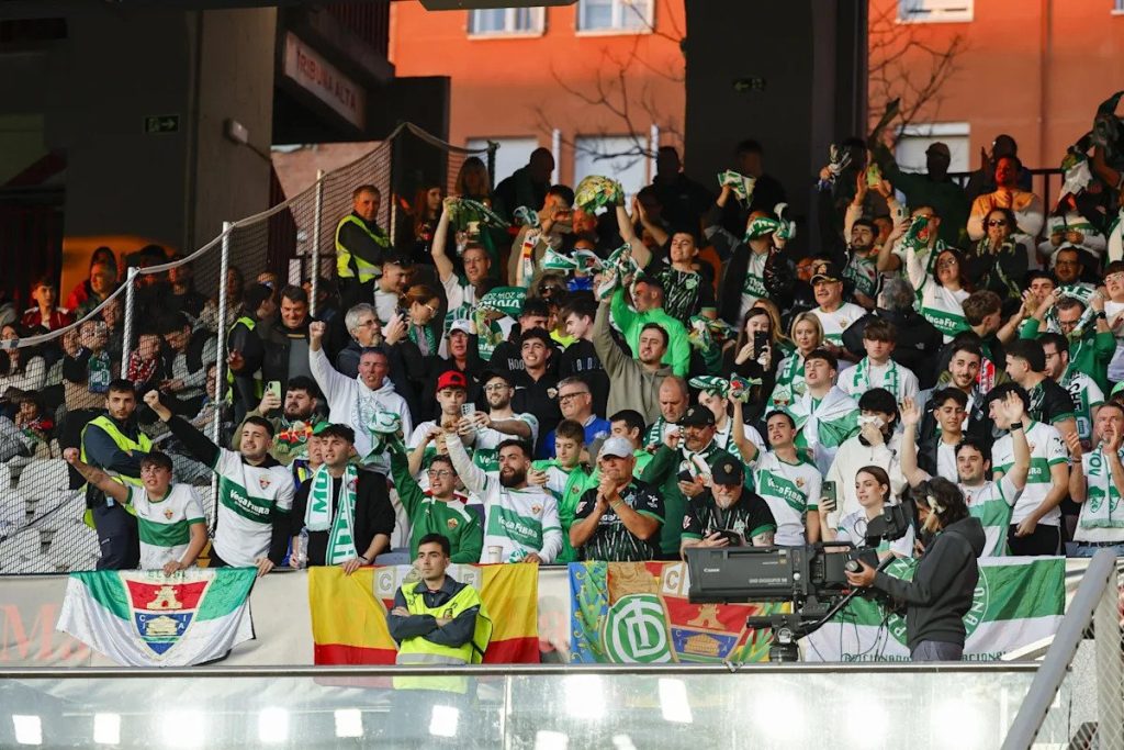 MADRID, 3 aprilie – FC Rayo Vallecano a învins, cu emoții, pe Elche cu scorul de 1-0, într-un meci crucial pentru evitarea retrogradării