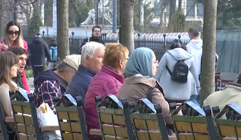 Românii stau acasă de Paște: Record istoric, ce se întâmplă în România