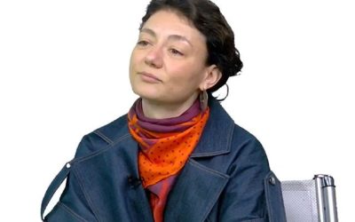 În plină eră a digitalizării, întrebarea crucială despre rolul inteligenței artificiale (IA) în educația copiilor se ridică tot mai pregnant