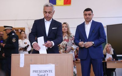Curtea de Apel București validează dosarul „tentativei de lovitură de stat” Un complet de cameră preliminară al Curții de Apel București a confirmat, joi, legalitatea probatoriului și a sesizării instanței de judecată în dosarul cunoscut de opinia publică drept „tentativa de lovitură de stat”