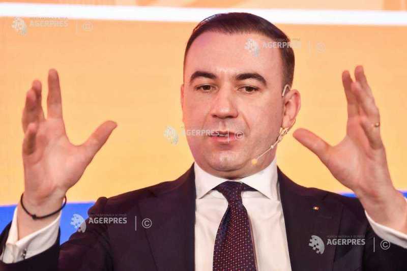 Ivan: Decizia privind guvernarea, în mâinile PSD București, 2 aprilie 2024 – Ministrul Energiei, Bogdan Ivan, a declarat marți că decizia privind eventuala ieșire a Partidului Social Democrat (PSD) de la guvernare aparține celor 5.000 de membri ai partidului
