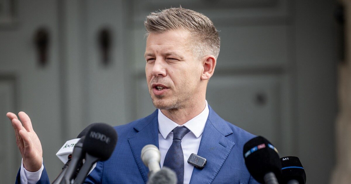 Presa Ungară: Jurnaliștii cer libertate editorială, pe fondul schimbărilor