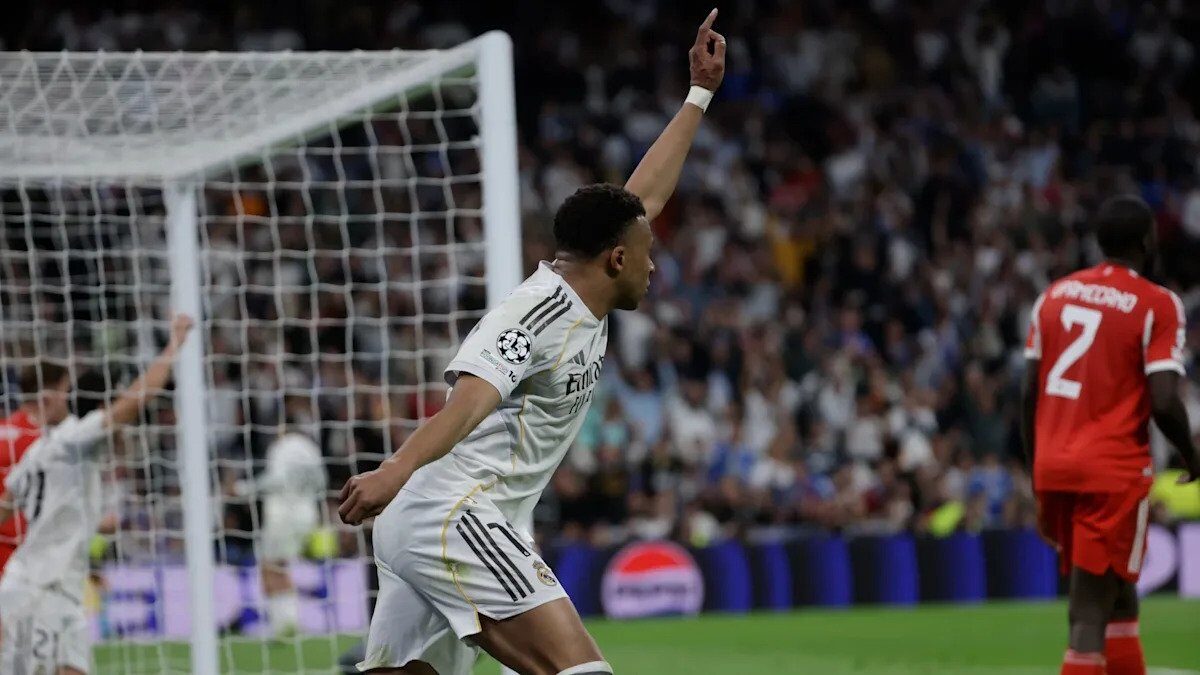 Real Madrid, înfrângere pe teren propriu în fața lui Bayern Munchen Real Madrid a suferit o înfrângere surprinzătoare pe teren propriu, marți seară, în fața lui Bayern Munchen, scor 1-2