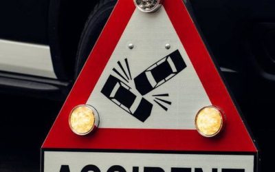 Accident GRAV în Caraș-Severin: Un mort și trei copii răniți după impactul cu o casă