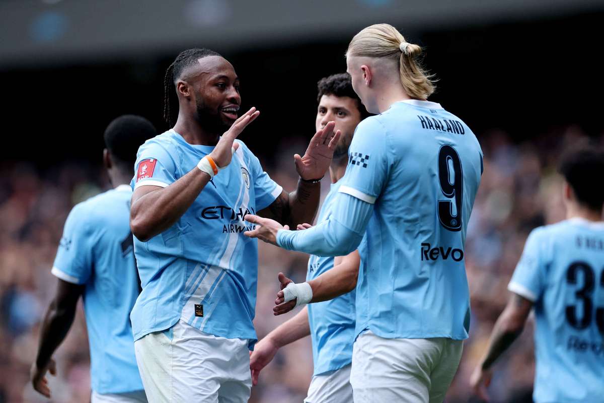 Meciuri de top în Premier League și La Liga: Rațiu, titular!