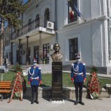 Bustul lui Goga, DISPĂRUT din Copou: Poezia, sub semnul întrebării la Iași