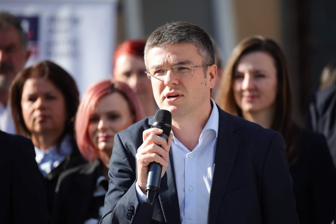 Clădirea-fantomă de pe Șoseaua Olteniței: Statul recuperează!
