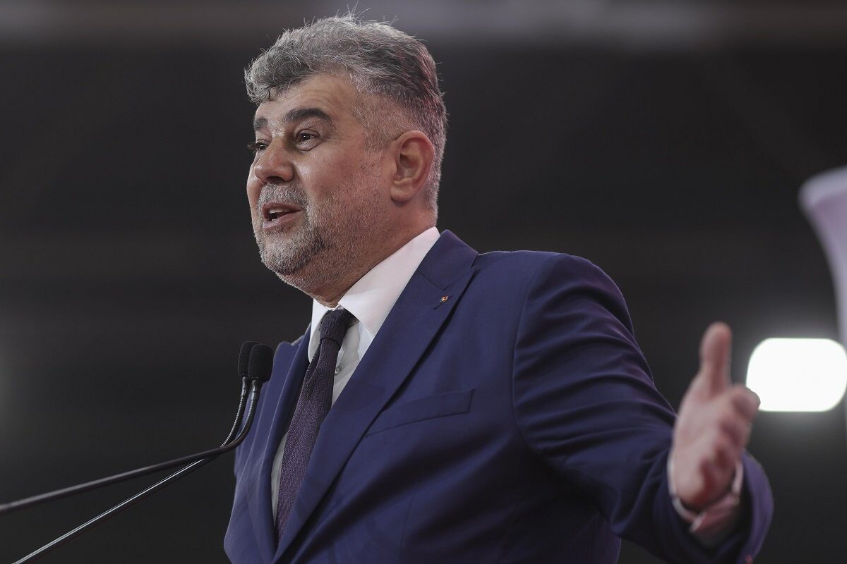 Ciolacu atacă PNL și USR pe tema contractelor pentru vaccinuri, criticând costurile ridicate Fostul prim-ministru, Marcel Ciolacu, a criticat dur PNL și USR, concentrându-se pe costurile generate de contractele pentru vaccinuri