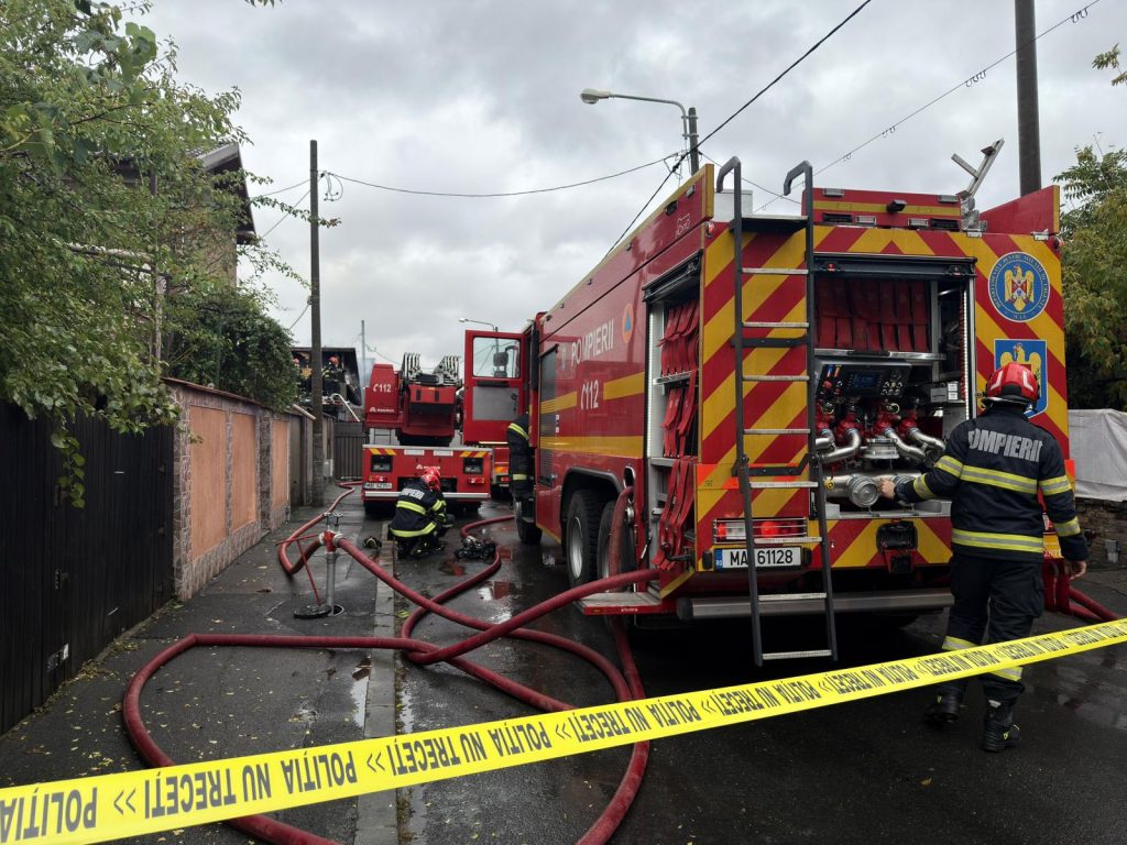 București: Pompierii, asaltați de urgențe de Sărbători, peste 300 de misiuni zilnice