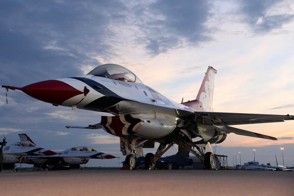 Mai multe aeronave au fost distruse în timpul unei misiuni americane de căutare a unui pilot blocat în Iran, au anunțat duminică Gardienii Revoluției, conform agenției de știri REUTERS