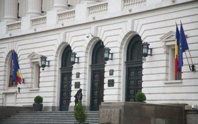 Dobânda overnight, blocată la 5,70%: Ce se întâmplă pe piața monetară din România