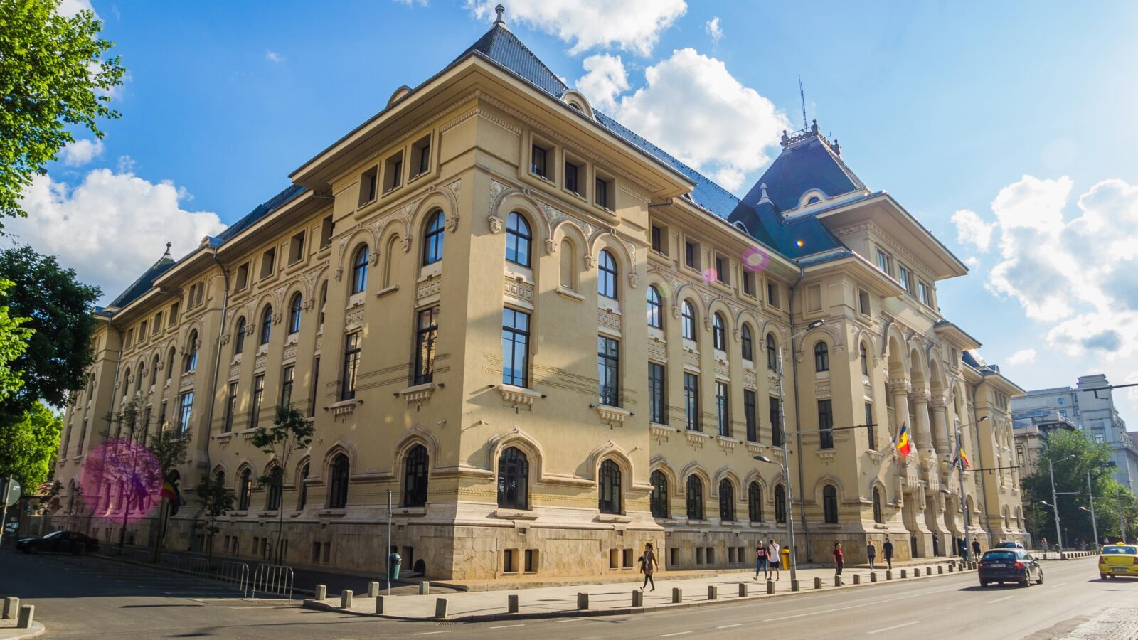 Buget de 40 milioane euro pentru noile instituții ale lui Ciucu, create după comasări