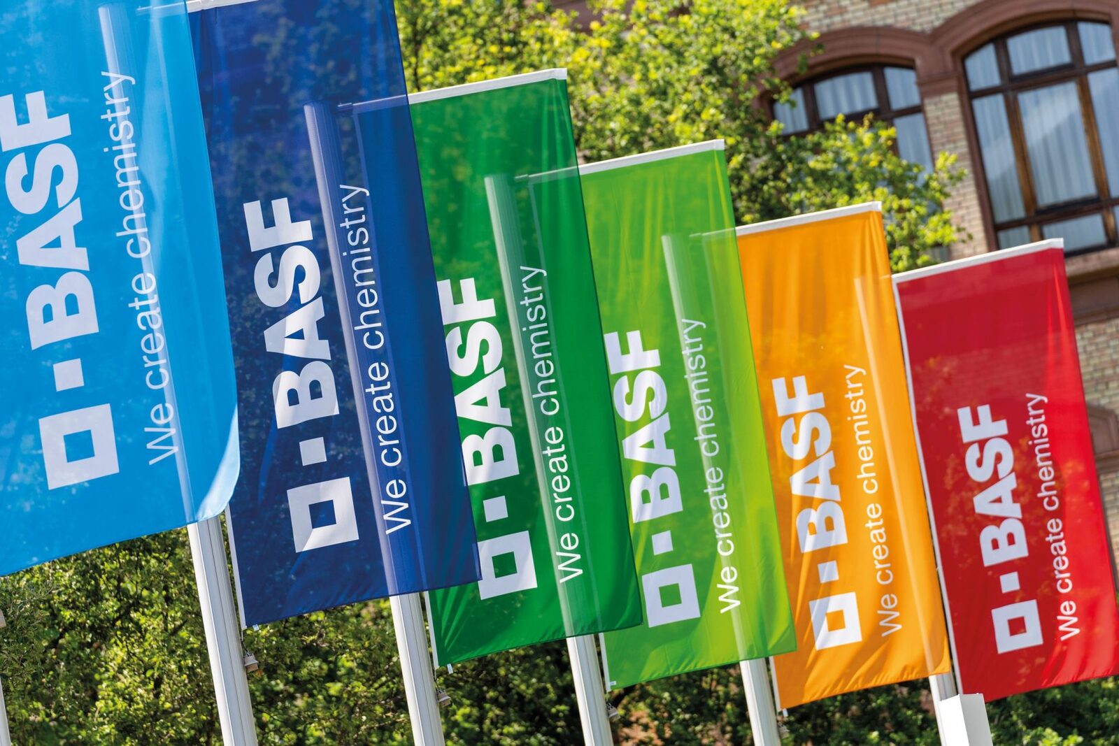 În București vor fi create peste 50 de noi posturi globale pentru compania BASF Agricultural Solutions, conform unui comunicat de presă recent