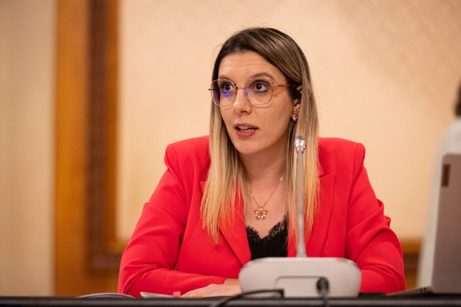 Circul și populismul sufocă scena politică din România și Europa