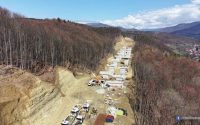 Muncă titanică pe A1: 1.550 de oameni și utilaje forajează tunelul Poiana