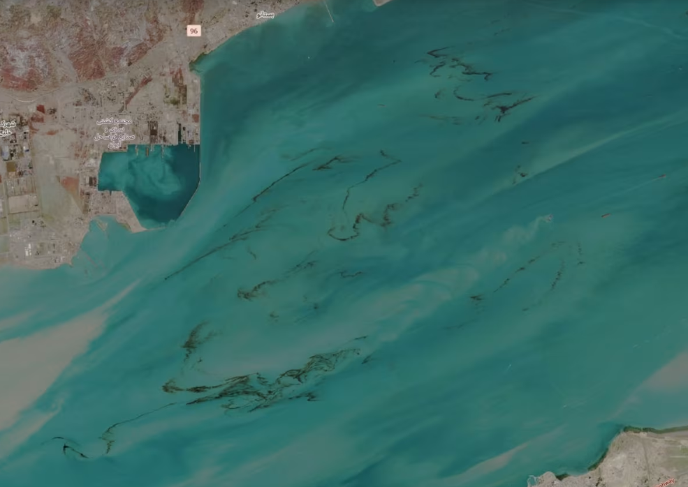 Deversări URIAȘE de petrol în Golful Persic, VĂZUTE din spațiu